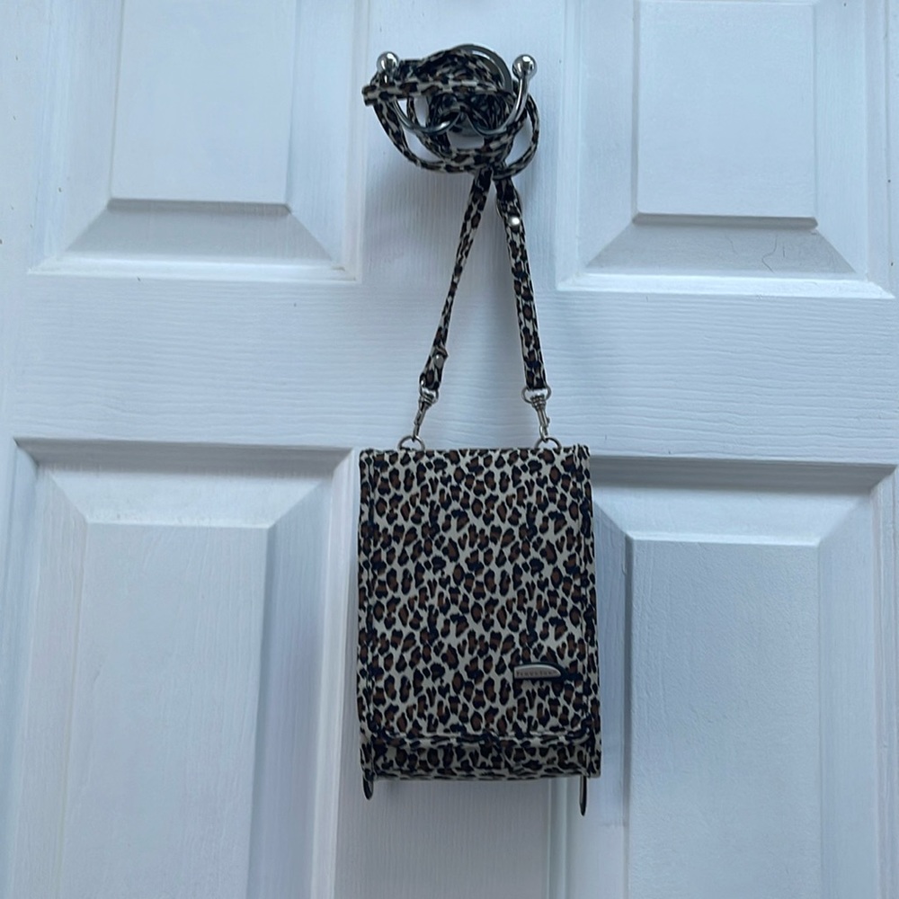 TRAVELON Crossbody Bag Leopard PRINT Condition is Excellent, appears as New.